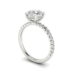 Anillo de compromiso solitario oval halo escondido