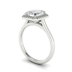 Anillo de compromiso halo corte esmeralda