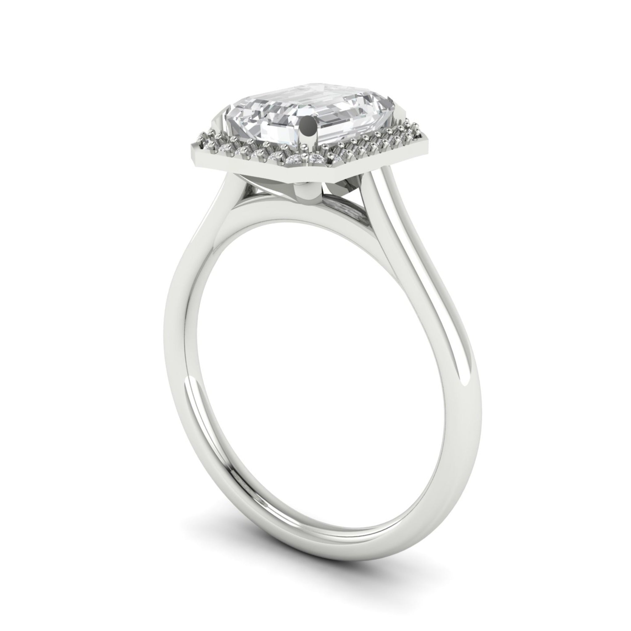 Anillo de compromiso halo corte esmeralda