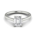 Anillo de compromiso solitario, forma corte esmeralda, en oro blanco, Joyería Bruzzone