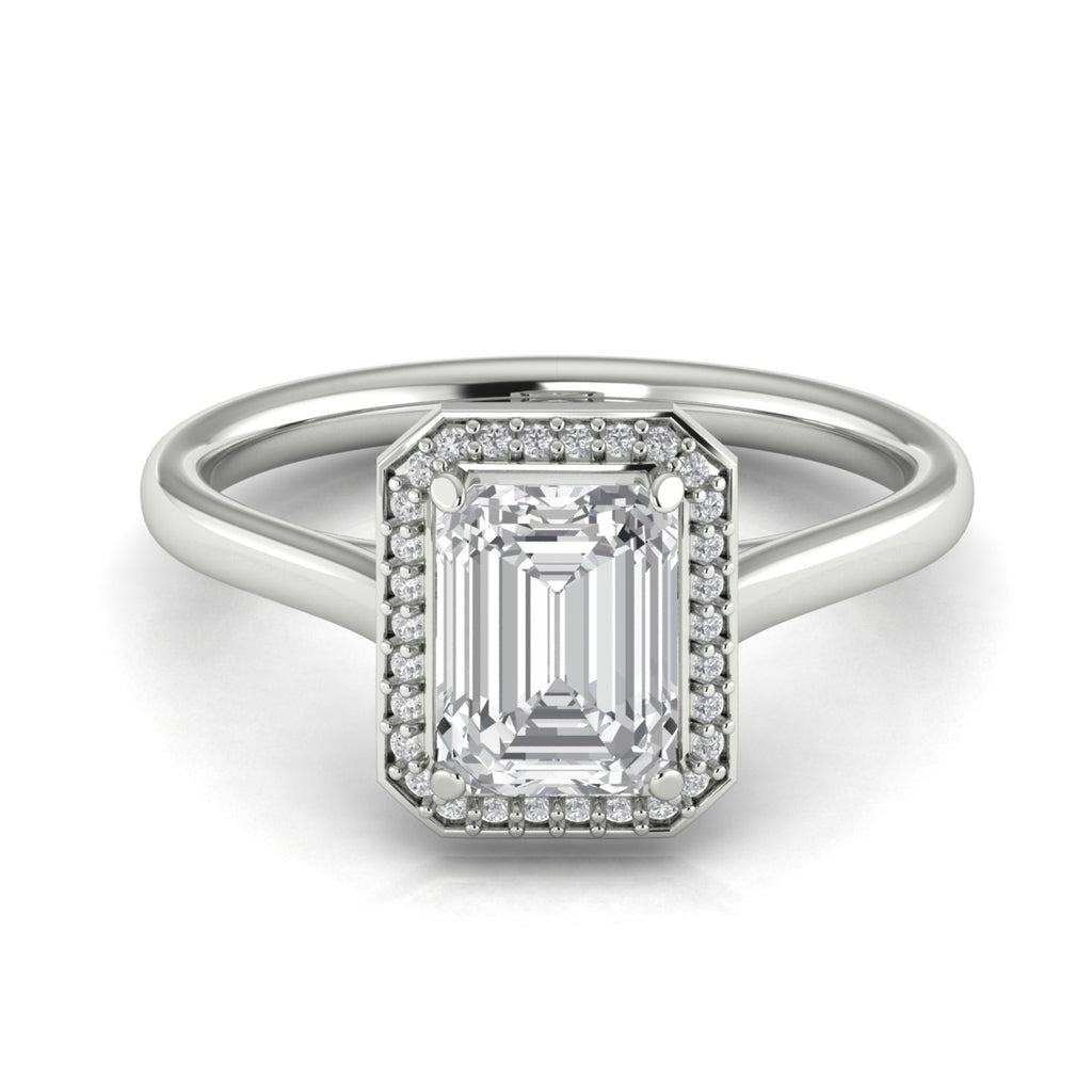 Anillo de compromiso halo corte esmeralda