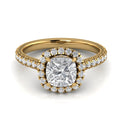 Anillo de compromiso halo, en oro amarillo, Joyería Bruzzone