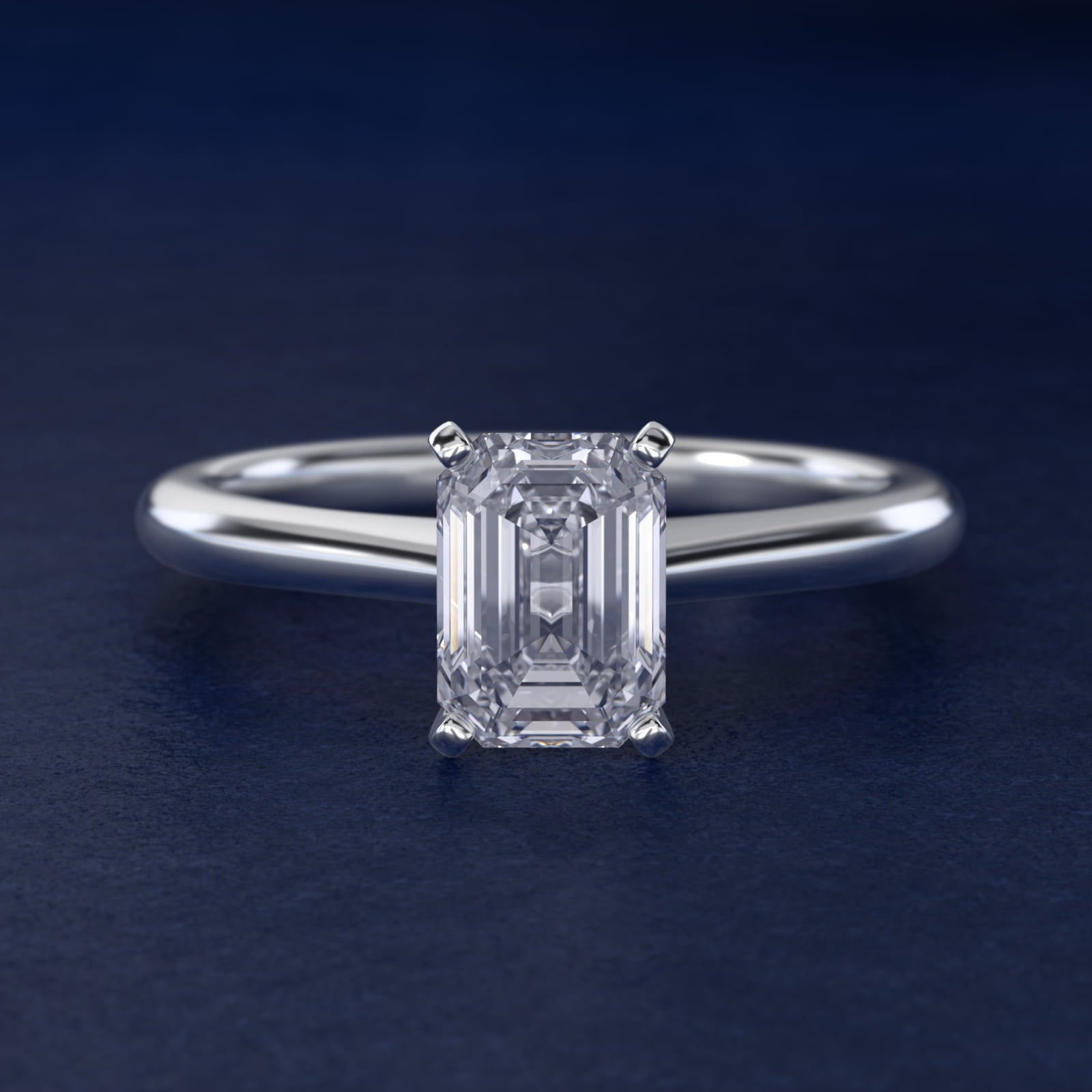 Anillo de compromiso solitario corte esmeralda