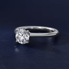 Anillo de compromiso solitario