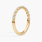 Anillo de compromiso medio cintillo María
