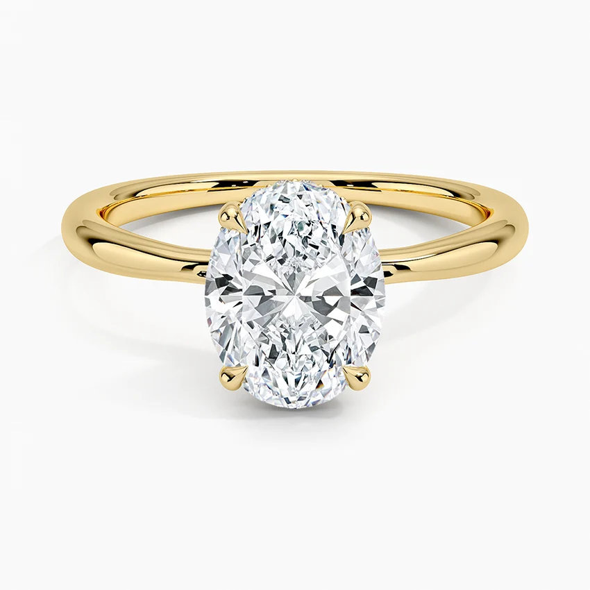 Anillo de compromiso solitario oval