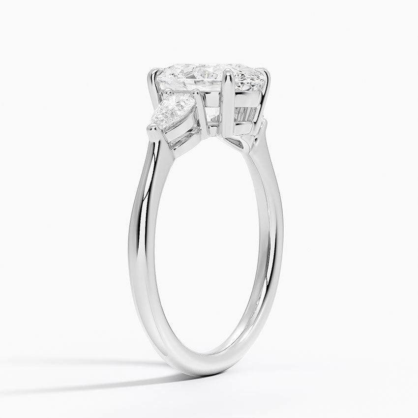Anillo de compromiso Oval Vienna tres piedras Oro Blanco