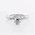 Anillo de compromiso, forma oval, en oro blanco, Joyería Bruzzone