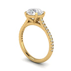 Anillo de compromiso solitario y pavé, forma oval, en oro amarillo, Joyería Bruzzone (vista 2)